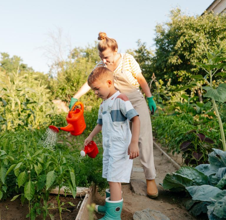 Gardening With Children | Blue Diamond